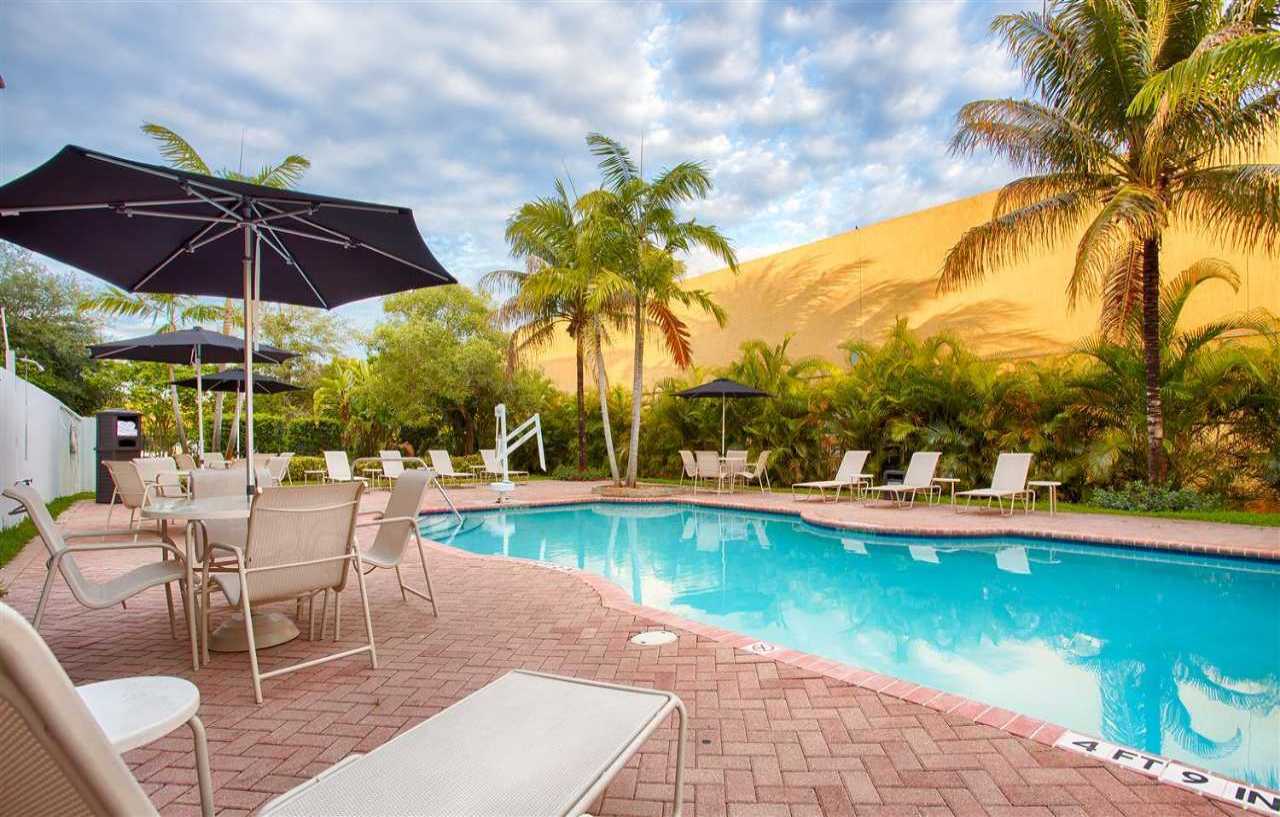 Western Miami-doral/dolphin Mall Hotel Sweetwater